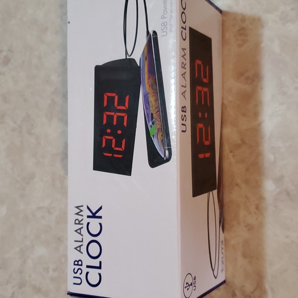 Tzumi USB Alarm Clock